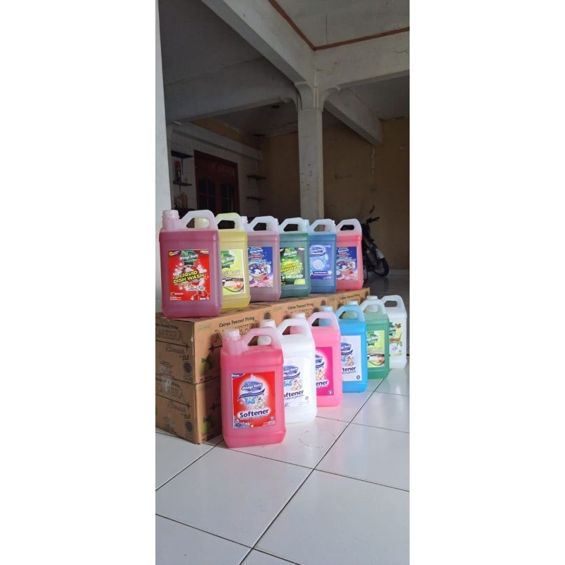 pewangi pakaian 5 liter
