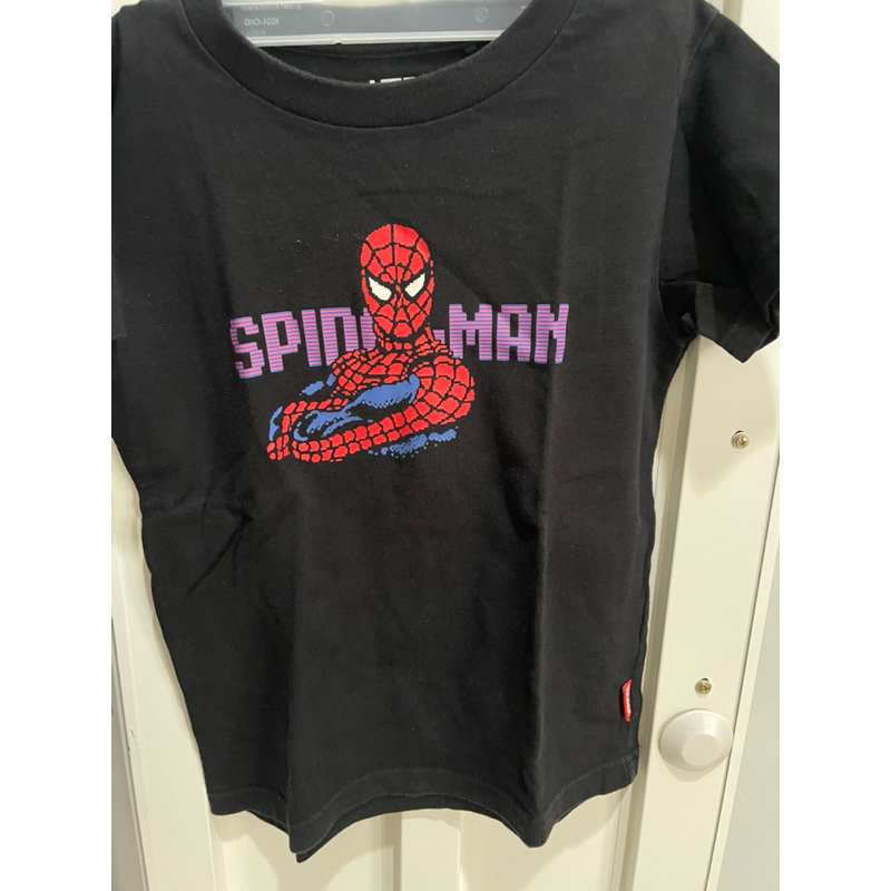 KAOS ANAK/ Tshirt UNIQLO x Marvel PRELOVED
