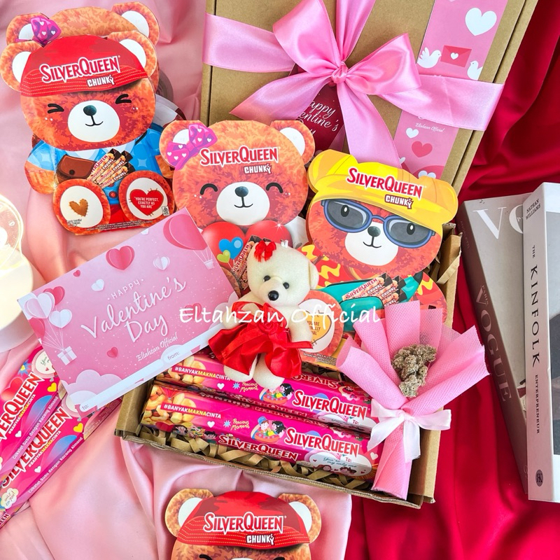 

HAMPERS SPECIAL VALENTINE HAMPERS SNACK COKELAT SILVERQUEEN HADIAH ULANG TAHUN KADO WISUDA ANNYVERSARY