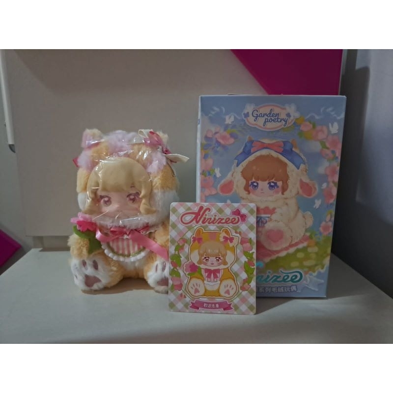 Ninizee V1 selected Puppy Orange