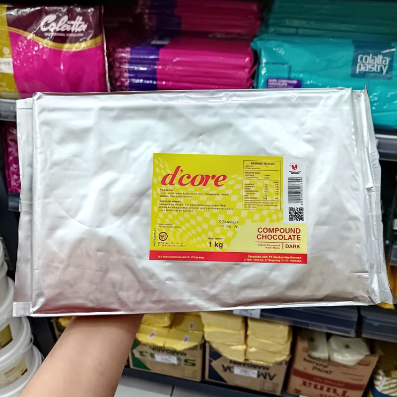 

DCore Compound Dark 1kg / Coklat Batang