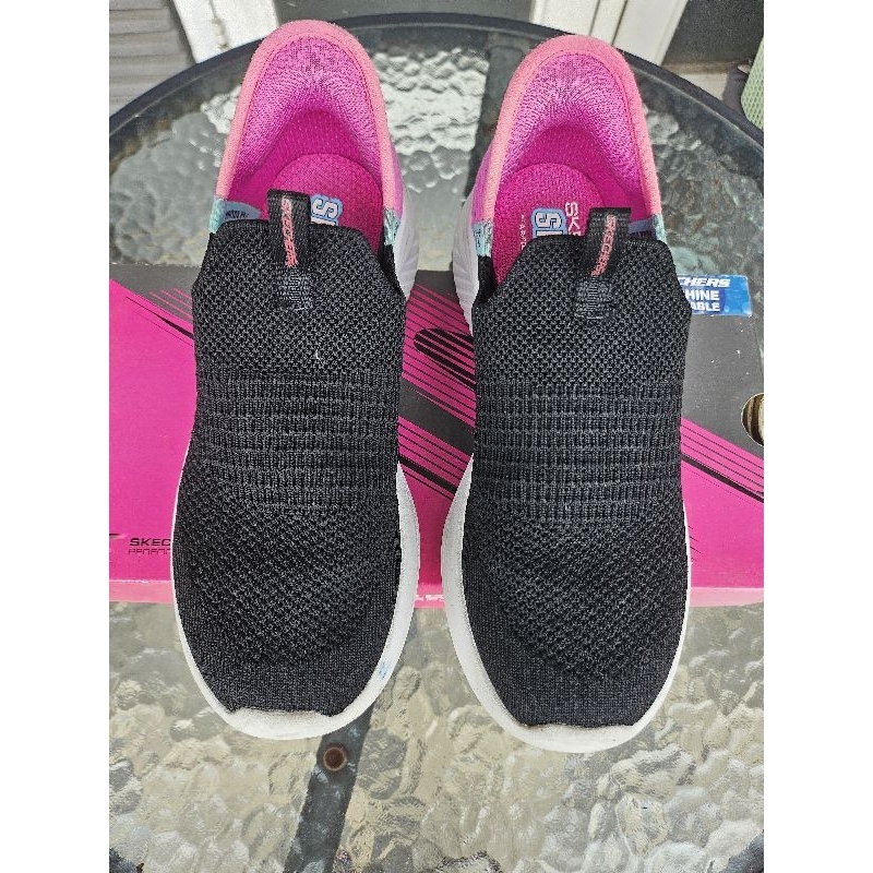 Preloved Skechers Slip-ins original