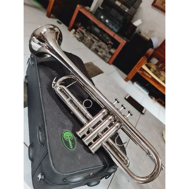 trumpet cavaliers second like new mulus