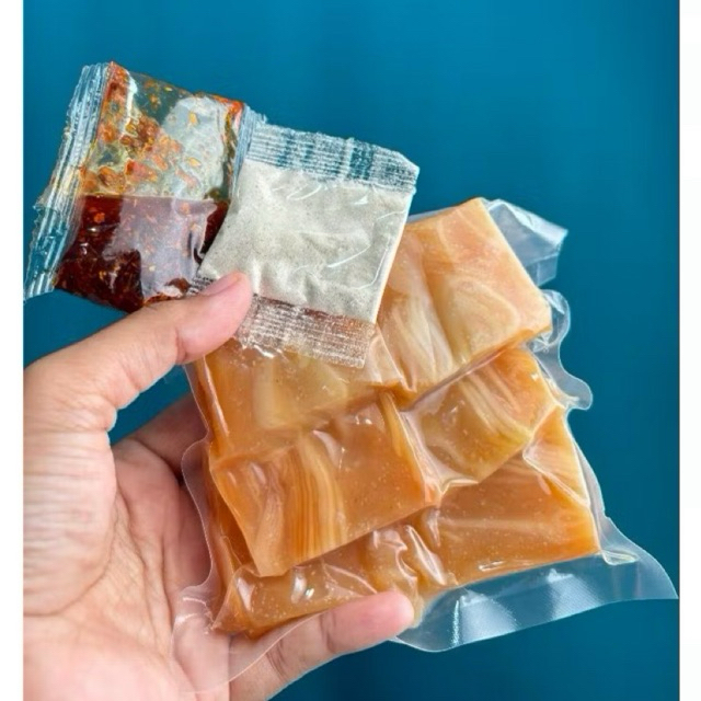 

ACI KERUPUK [CIPUK] CHILLI OIL