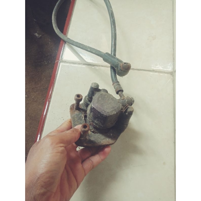 kepala babi kaliper cakram suzuki rgr 150