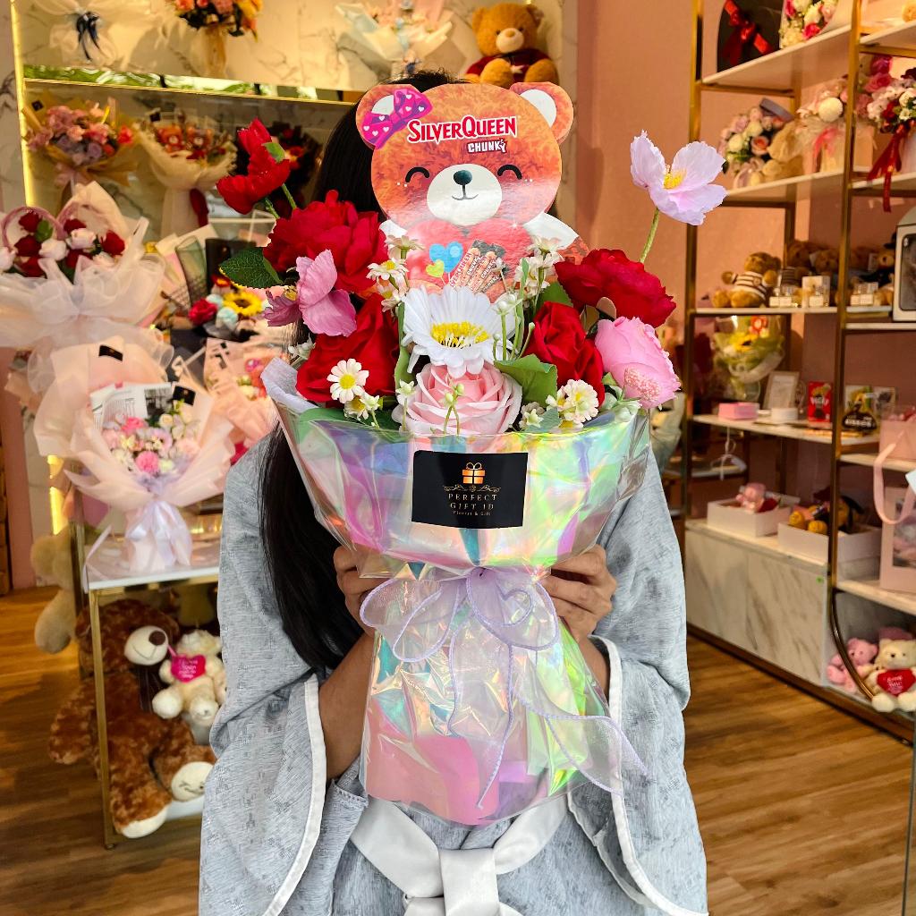 Buket Bunga Beruang Silverqueen Valentine Kado Romantis Kado Ulang Tahun Kado Anniversary