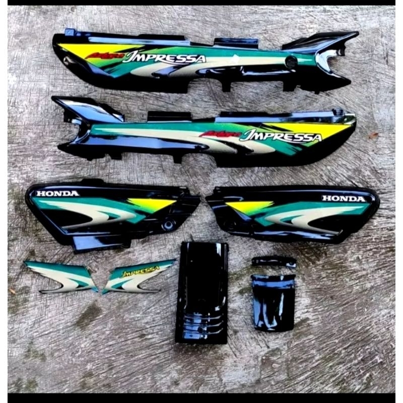 Cover body honda astrea impressa stripping hijau