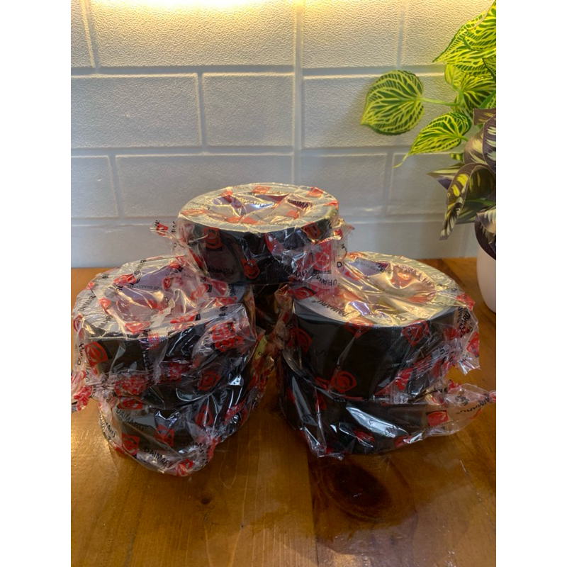 

LAKBAN JILID HITAM