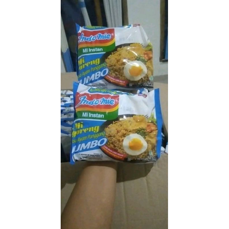 

INDOMIE GORENG JUMBO rasa ayam panggang