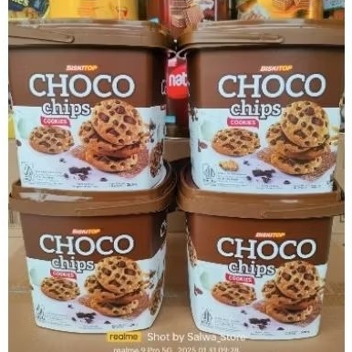 

Biskitop Choco Chips cookies