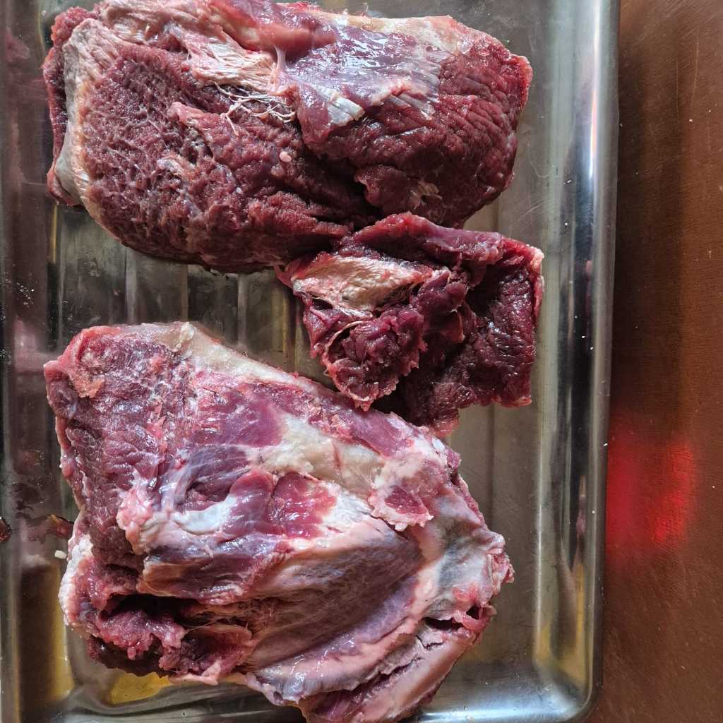 

Daging Kepala Pipi/Cheek Meat Sapi