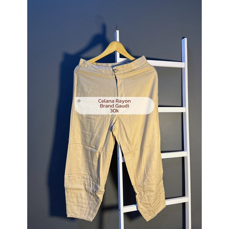 Celana Wanita (Gaudi)