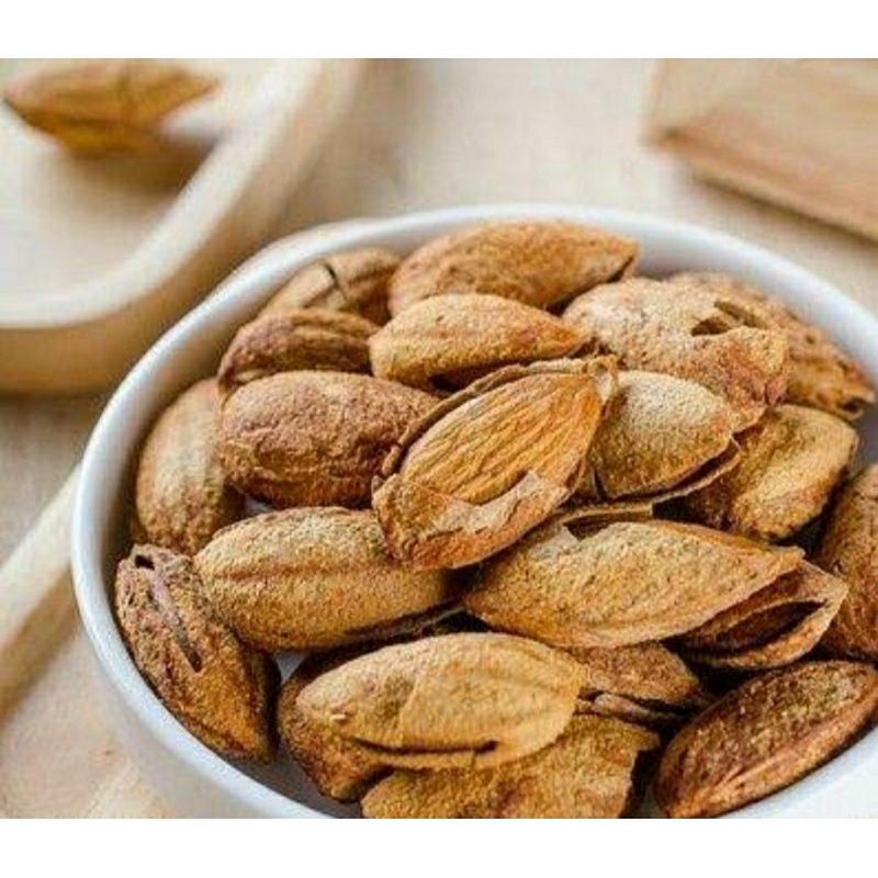 

KACANG ALMOND KULIT (500 gram)