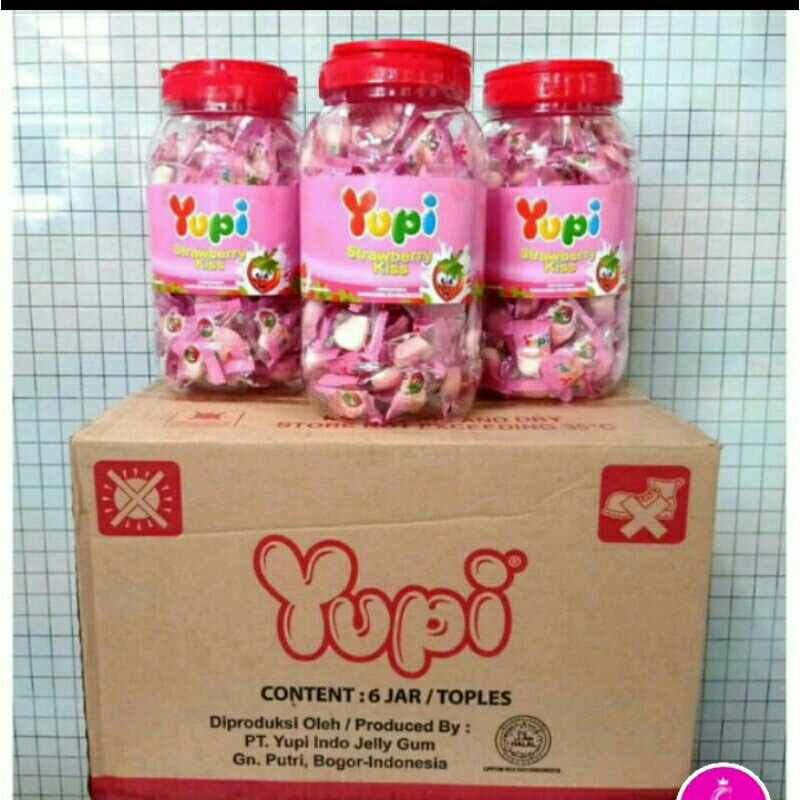 

Yupi Strawberry Kiss Jelly Gum, yupi toples