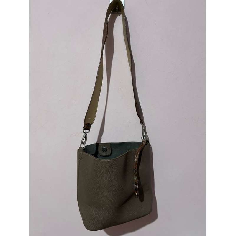 Preloved find kapoor bag