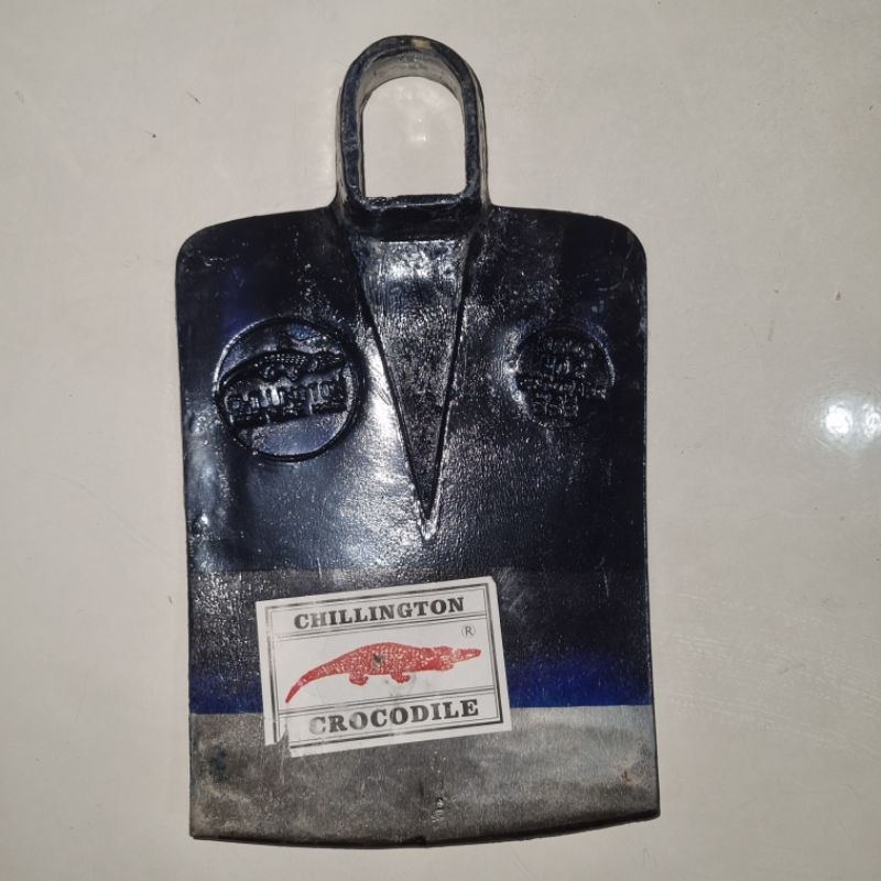 PACUL CHILLINGTON CROCODILE / CANGKUL CAP BUAYA BESAR 3814C NO 2