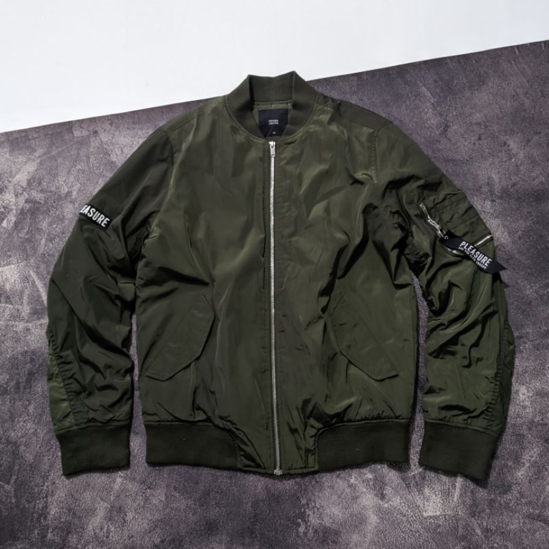 Design United Bomber Jacket