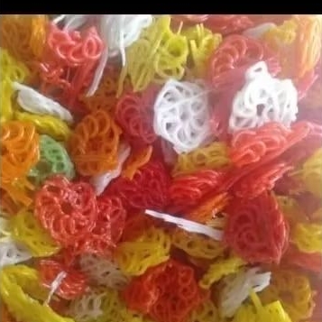 

krupuk warna warni gurih dan lezat