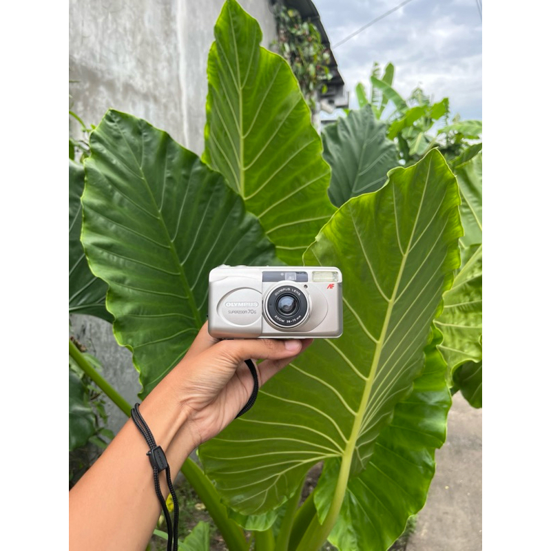 KAMERA ANALOG POCKET OLYMPUS SUPERZOOM 70g (fulset)