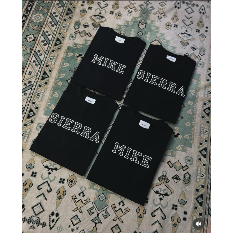 WTAPS MEN ACADEMY TEE BLACK