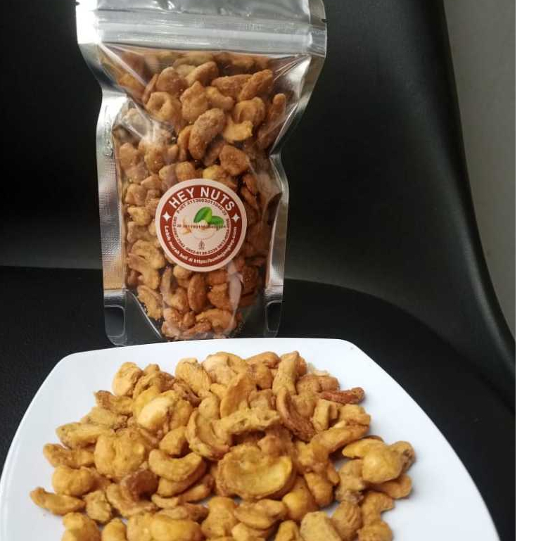 

Kacang Mede Matang Mete Pecahan Goreng Rasa-Rasa 1/2 Kg