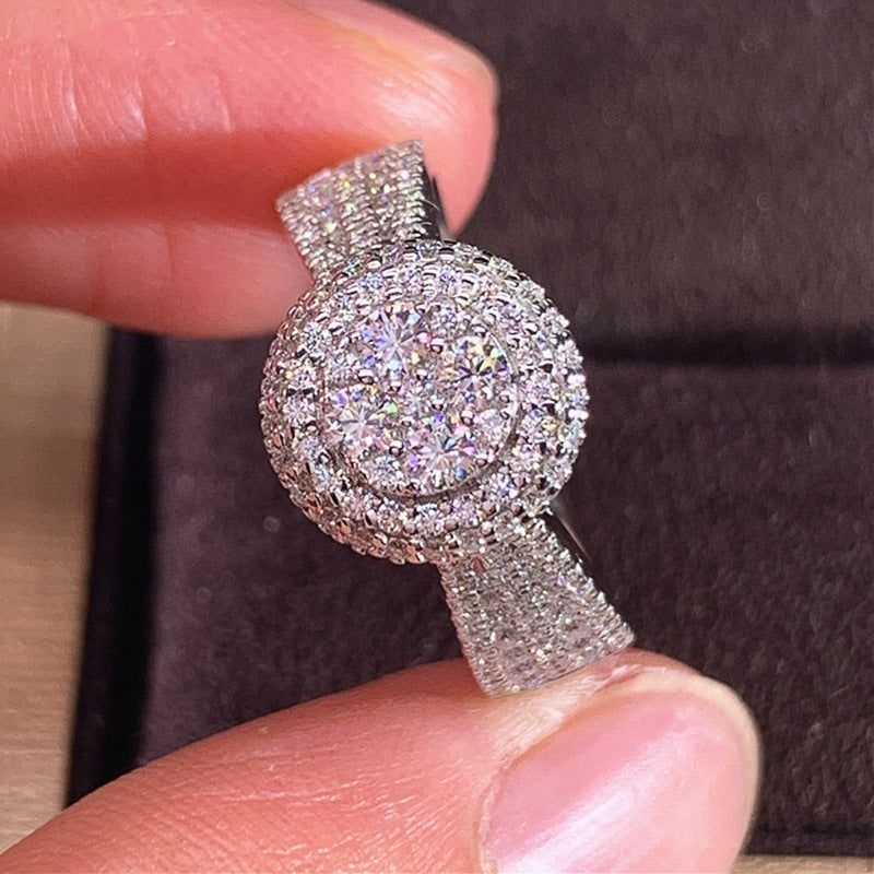 Cincin Berlian Imitasi Penuh Bertatahkan