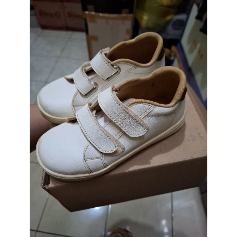 [PRELOVED] SEPATU QULA