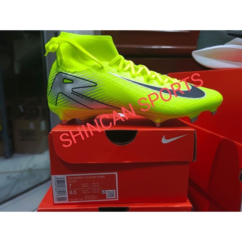 SEPATU BOLA NIKE  ZOOM SUPERFLY 10 ACADEMY