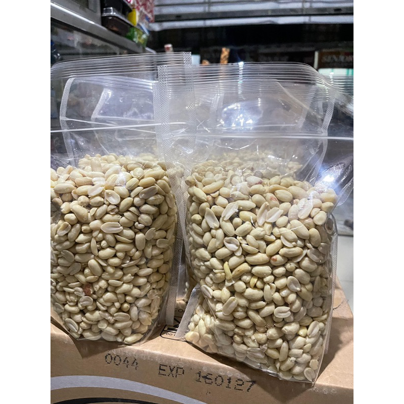 

kacang precet mentah premium super 1kg