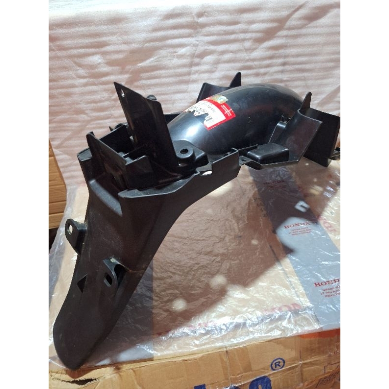 spakbor slebor belakang honda supra x125 X 125 old batman original ahm honda 80100-ktm-850