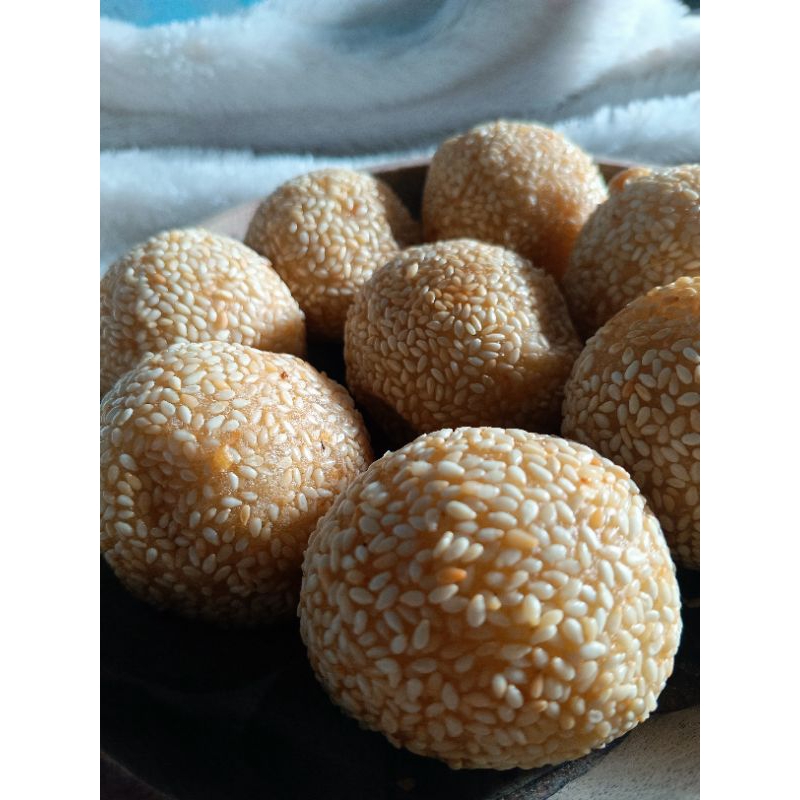 

hantaran makanan onde onde Made by order