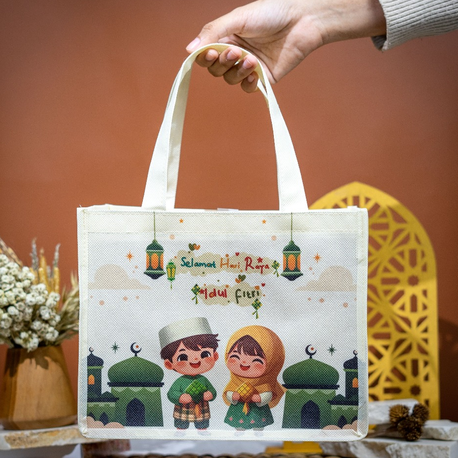 

Hampers Lebaran Hari Raya Idul Fitri, Bahan Premium Warna Cerah Ukuran T20 P25 Langsung Kirim