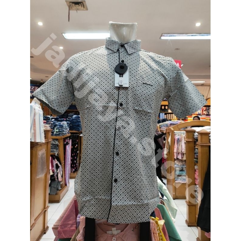 KEMEJA PRIA  SLIM FIT PIERRE GRUNO