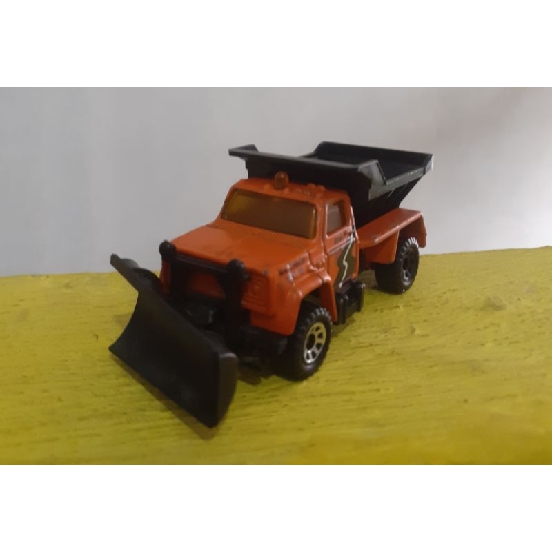 Matchbox Highway Maintenance Truck 1:60 | Truk Pembersih Jalan dan Salju