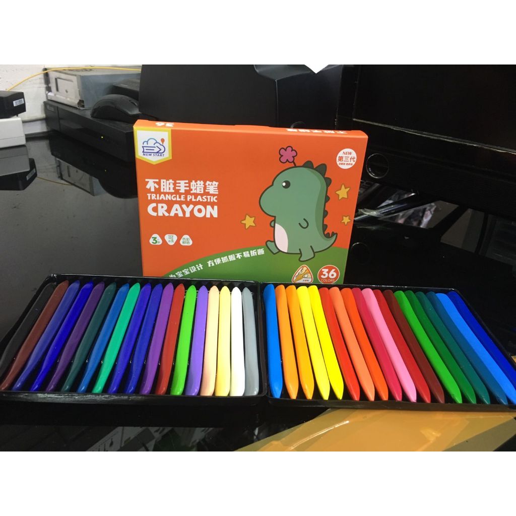 

HIGH QUALITY Crayon Lab Non Toxic Crayon Triangular Crayon Lab Triangle Crayon Plastik Anti Kotor Tangan isi 12pcs & 24pcs & 36pcs