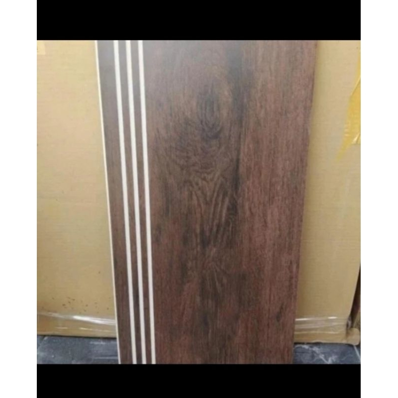 Granit tangga motif kayu walnut Indogress 30x80 30120