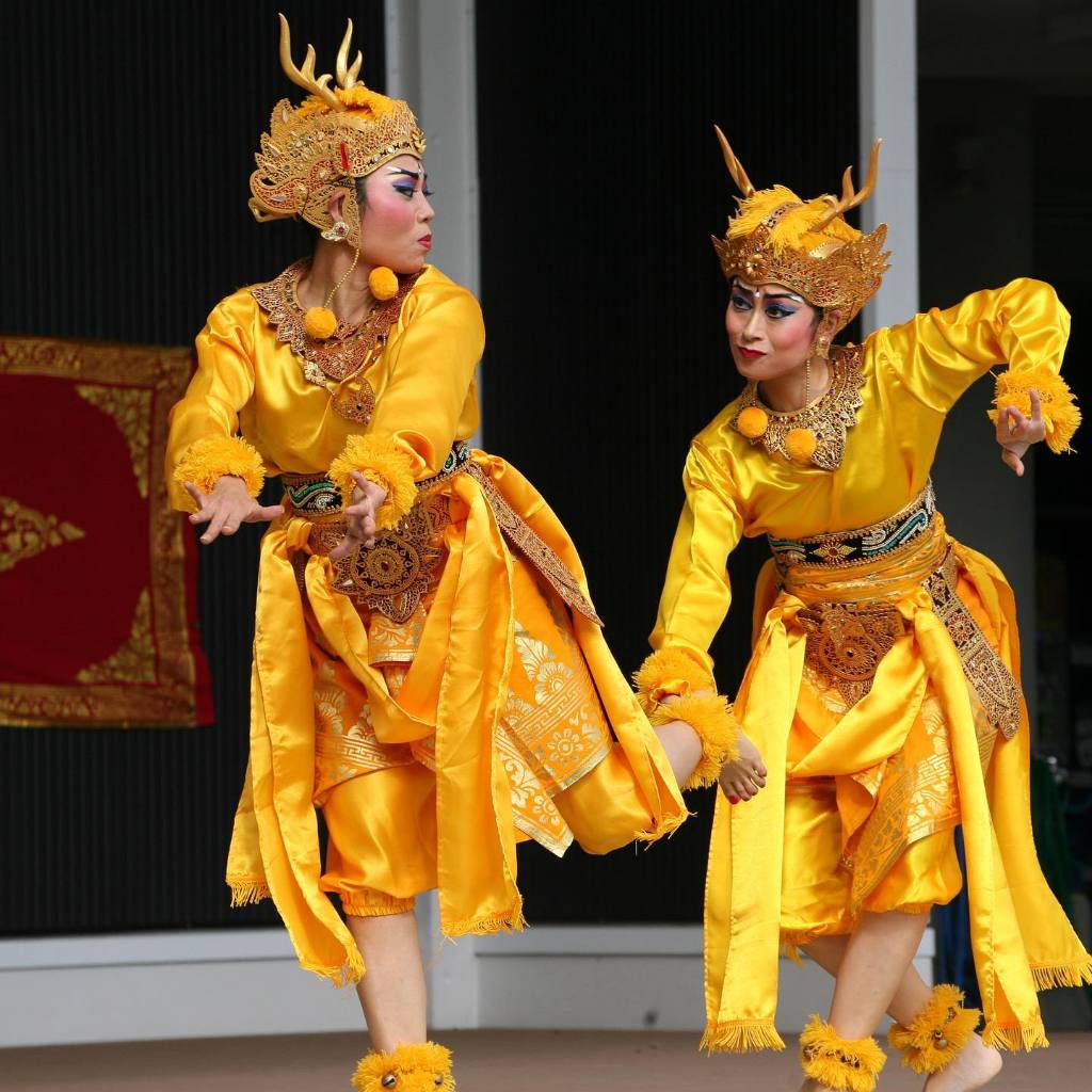Mahkota kulit Tari Kidang Kencana gelungan tari Kidang bali