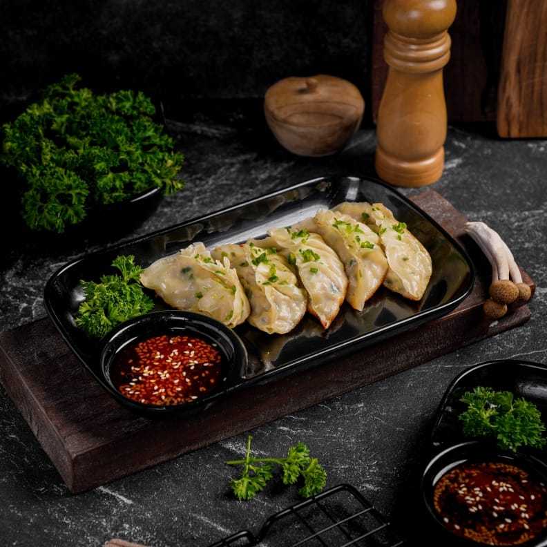 

Mandu\gyoza ORIGINAL Korea Halal Frozen by JJ FOOD - Makanan Renyah dan Gurih Khas Korea
