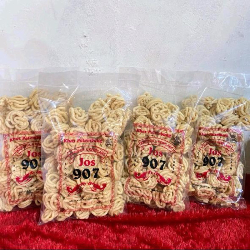 

PAKET 1 KG KERUPUK SANGGUL KULIT 4 Bks masing" berat 250 gram