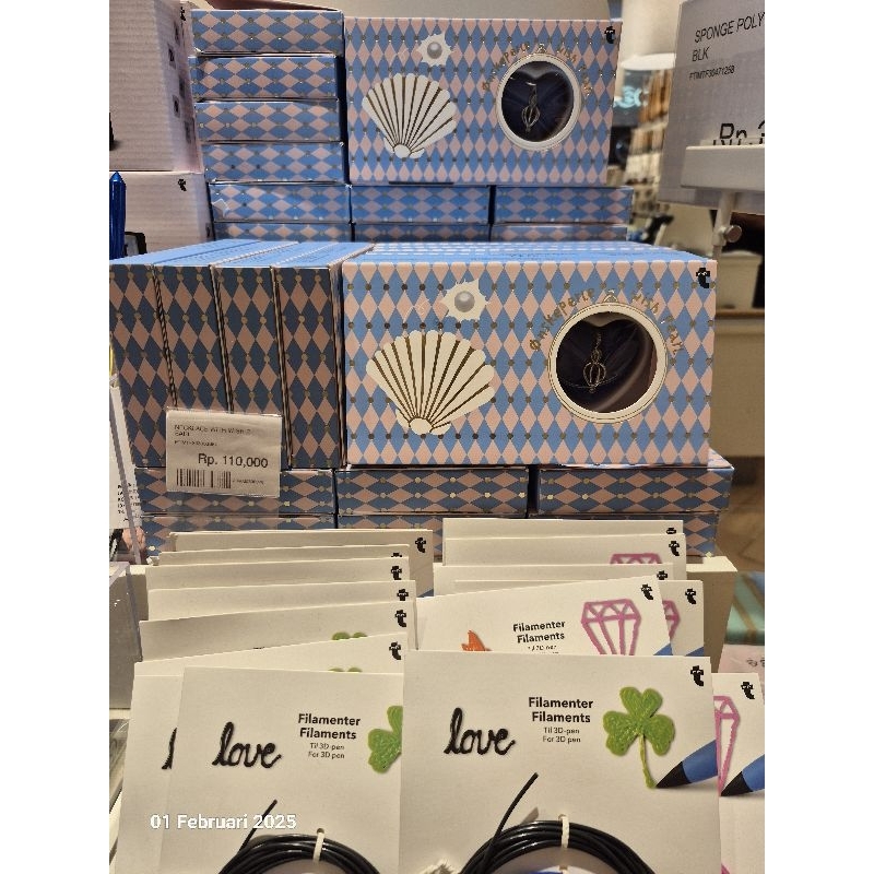 (Flying Tiger) Necklace with Wish Pearl (Asli mutiara)