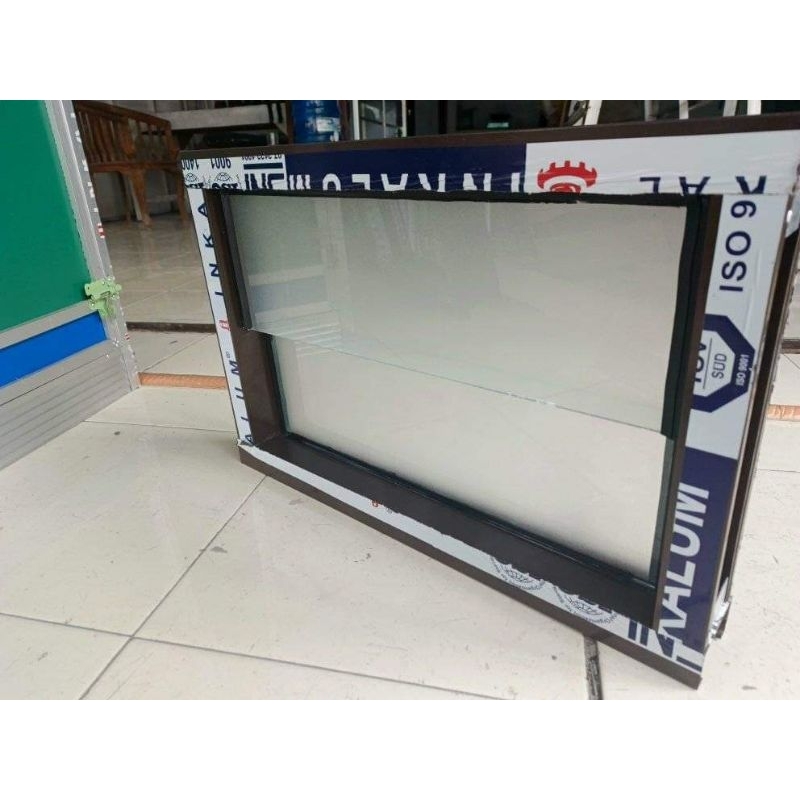 Kusen jendela bovenly, jendela ventilasi udara, jendela bovenly ukuran Lebar 60cm x tinggi 40cm Siap