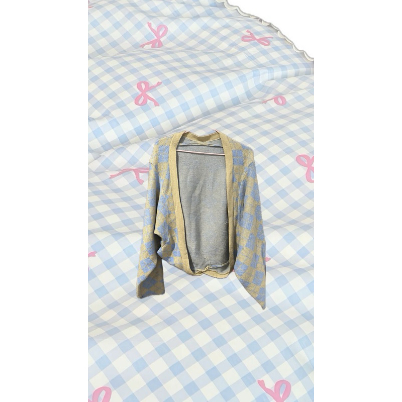 [ preloved ] - sweater rajut crop