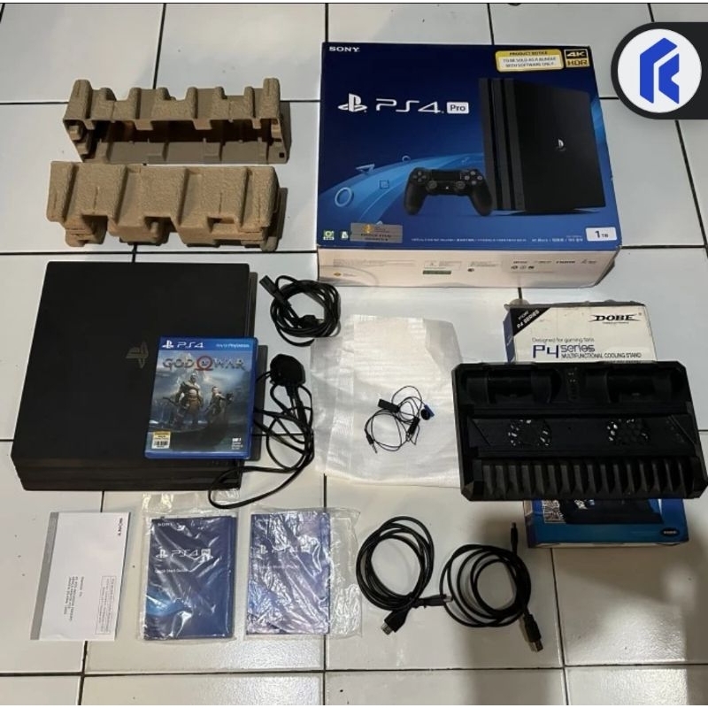 Ps4 pro cuh 7218b bekas resmi original