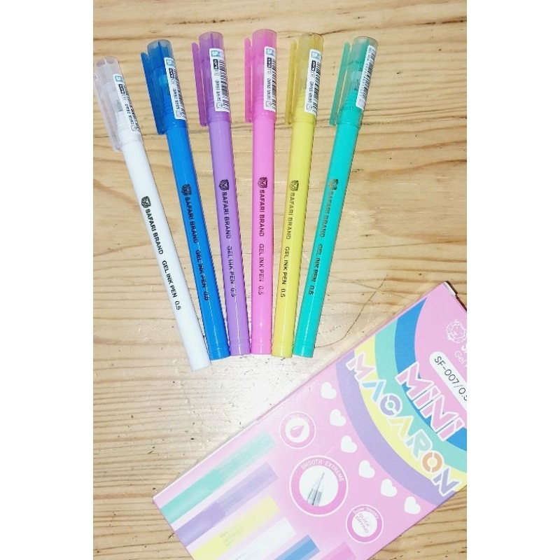 

BOLPEN SAFARI MACARON SF 007 0.5 mm / 1PACK ISI 12 PCS