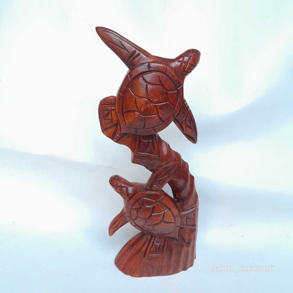 Patung ukiran kayu kura-kura terbang 30cm kerajinan handmade bali