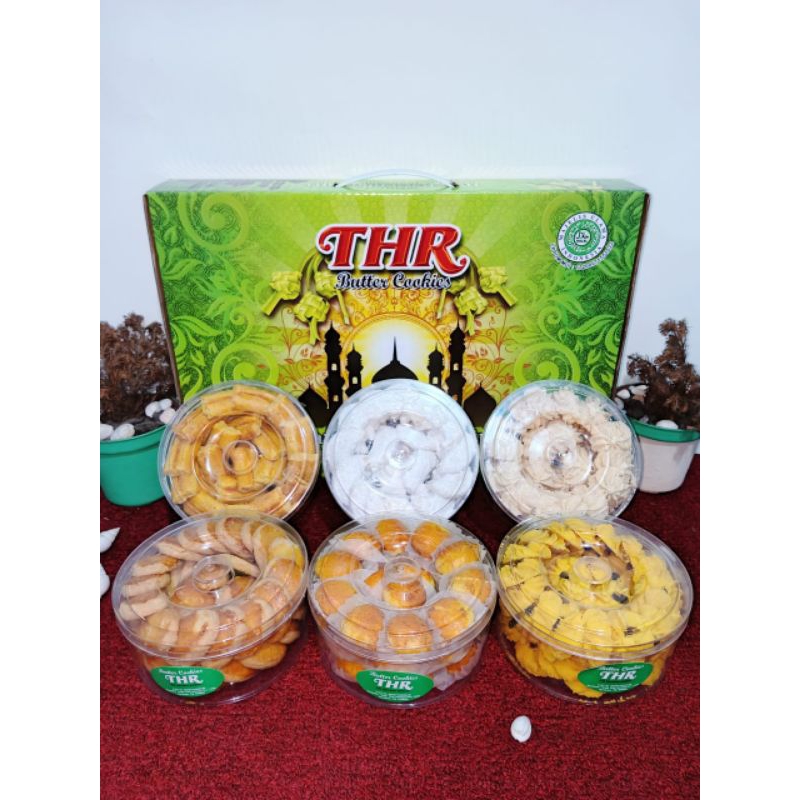 

HAMPERS KUE KERING PAKET KUE LEBARAN ISI 6 TOPLES