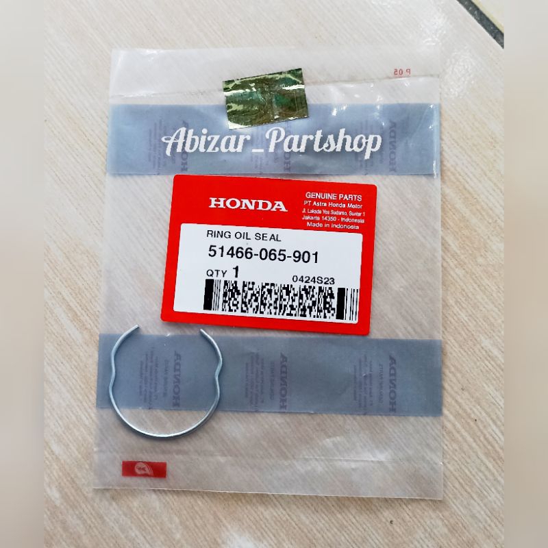 51466065901 ring oil seal / ring klip penahan sil shock depan / klip penahan sil shock