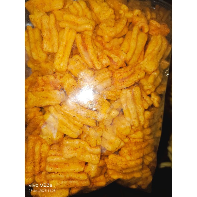 

Kerupuk Belimbing Pedas krupuk jadul 175gr