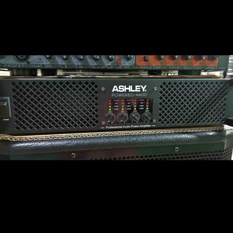 Power Amplifier 4 channel POWERED 4400 powered4400 Original Ashley