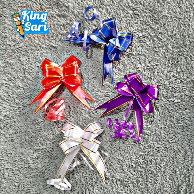 

PITA KADO JADI/PITA KADO JADI LIS EMAS/PITA KADO JADI 20MM PANJANG 39CM/PITA JEPANG/PITA KADO JADI UKURAN SEDANG/PITA KADO JADI TERMURAH/PITA KADO JADI TERLARIS DI DENPASAR BALI/RIBBON TAPE/RIBBON GIFT/PITA SERUT/PITA TARIK/KING SARI MART/PITA SIAP PAKAI